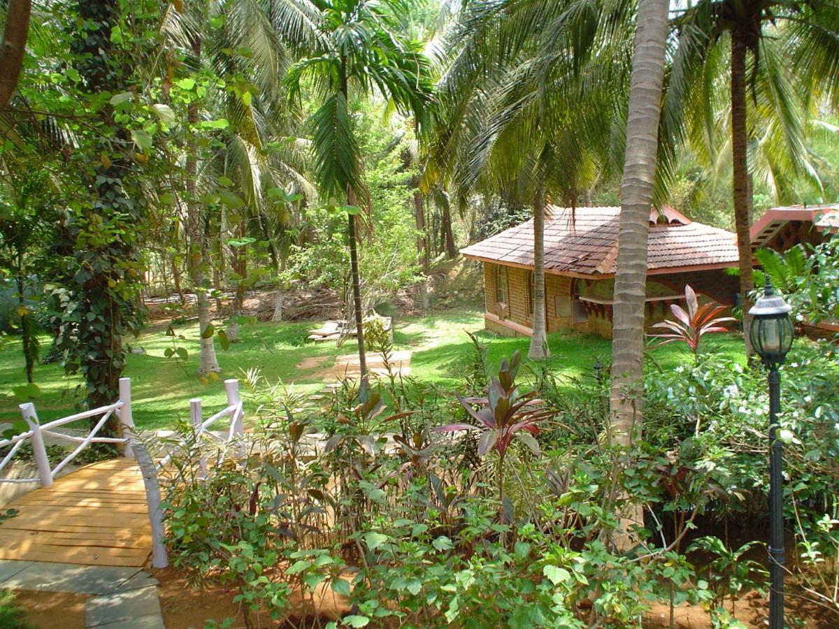 Kairali - The Ayurvedic Healing Village Palakkad Exteriör bild