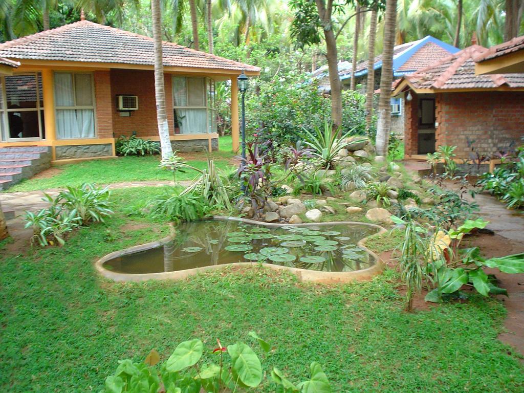 Kairali - The Ayurvedic Healing Village Palakkad Exteriör bild