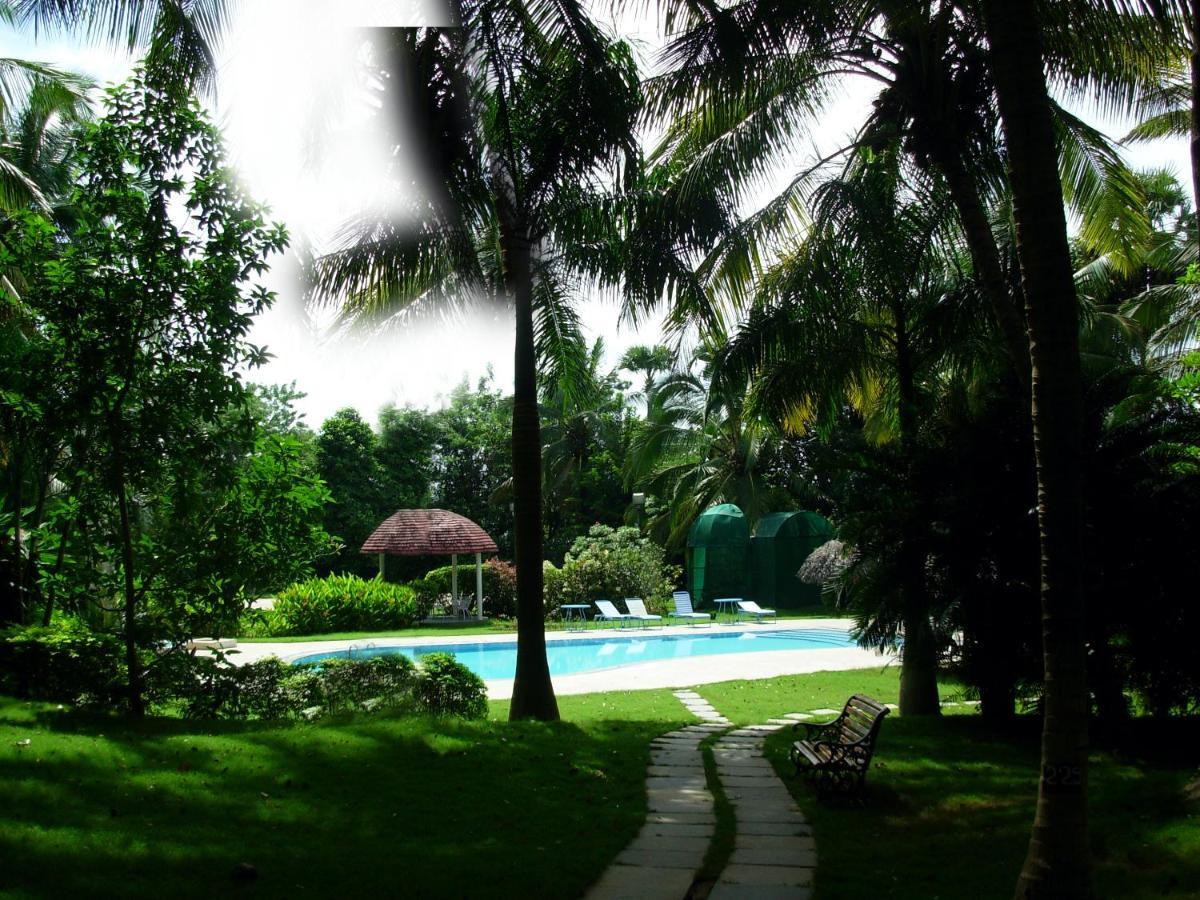 Kairali - The Ayurvedic Healing Village Palakkad Exteriör bild